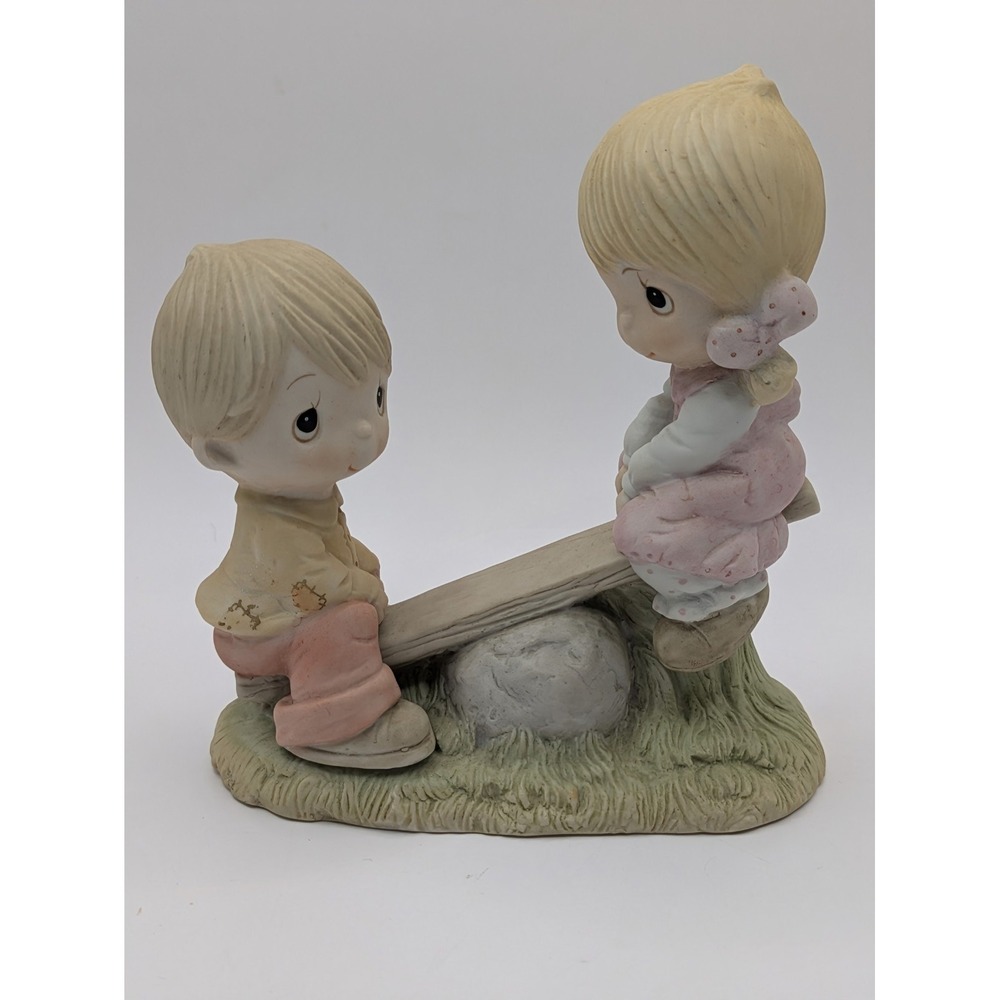 Prescious Moments Figurines Lot Of 3 He Watches -Love One Another-Love Lifted Me - Picture 13 of 16